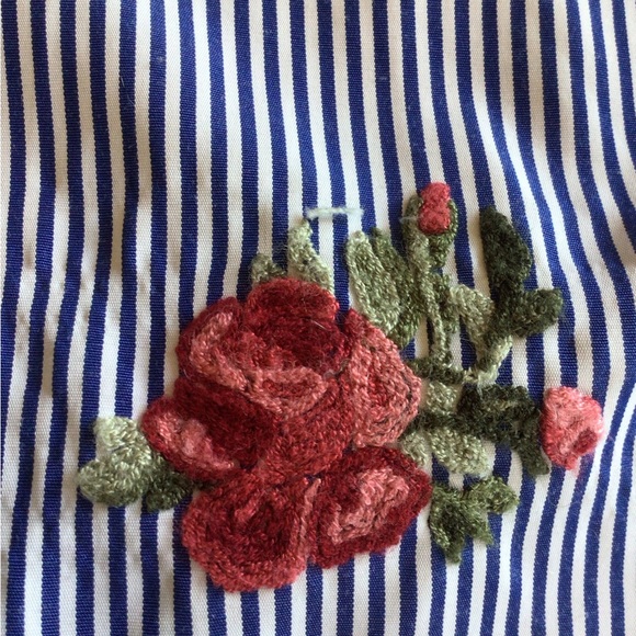 Women’s 2X Aylx blue & white striped bell sleeve top with florals - Picture 3 of 8